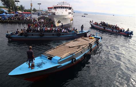 Lonjakan Penumpang Penyebrangan Antarpulau Jelang Ramadan