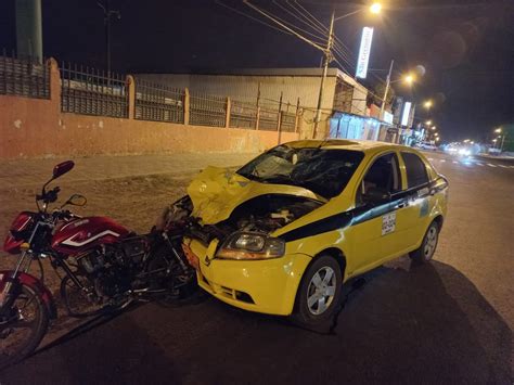 Una fallecida y un herido deja un accidente de tránsito entre una moto