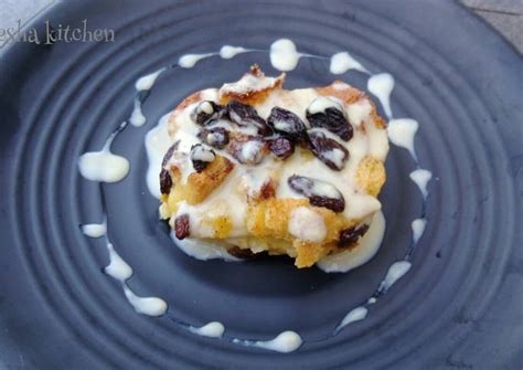 Resep Bread Pudding With Vanilla Sauce Oleh Devalesha Kitchen Cookpad