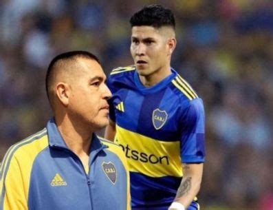 Riquelme Va Por El Sucesor De Campuzano El Que Pidi Mart Nez Para