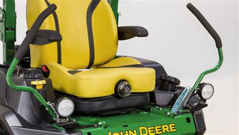 Z740R ZTrak Zero Turn Mower Z700 Series ZTraks Explore John Deere