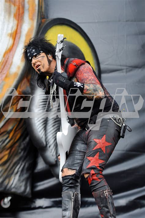 Sixx A M Iconicpix Music Archive