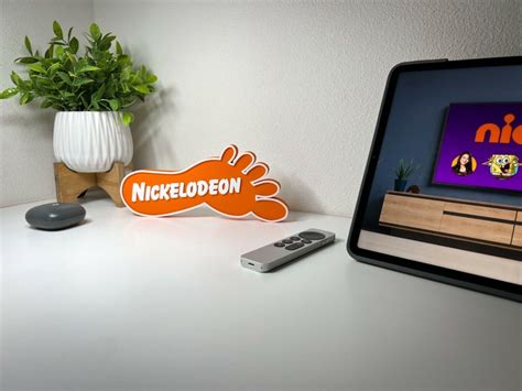 Nickelodeon Foot Logo Sign | #3935254134