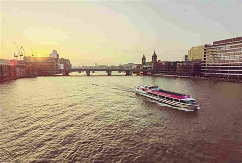 7 London River Cruises: Most Luxurious Dinner Experience