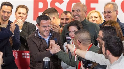 Gallardo Sustituye A Vara En El Psoe De Extremadura Tras Ganar Las