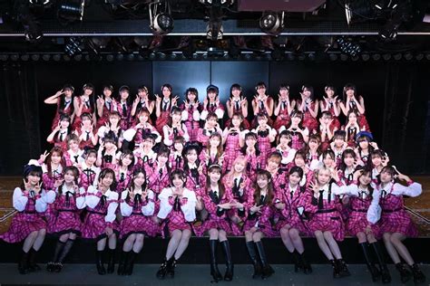 📸 画像：＜akb48劇場18周年特別記念公演＞akb48劇場（2023年12月8日／Ⓒakb48）｜akb48、＜劇場18周年特別記念公演＞開催！ 63rd Sgリリース＆選抜メンバーを