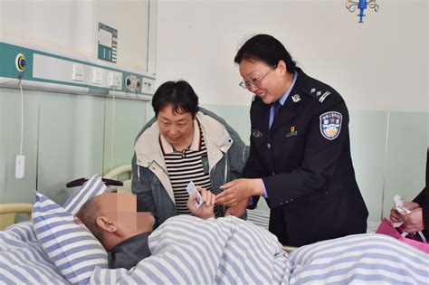 孤寡老人住院证件丢失，民警上门服务排忧解难