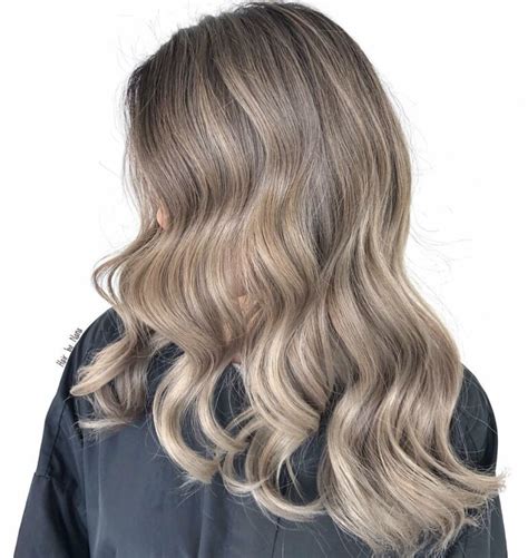 12 Pretty Mushroom Blonde Hair Ideas To Save For Inspiration