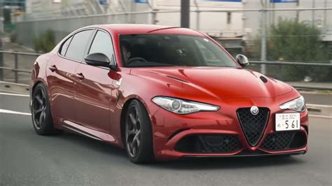 Ennek az Alfa Romeo Giulia Quadrifoglio tulajdonosának öt év alatt csak