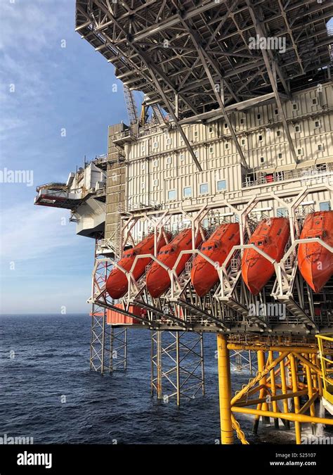 Mariner A Platform North Sea Oil Rig Credit Lee Ramsden Alamy Stock