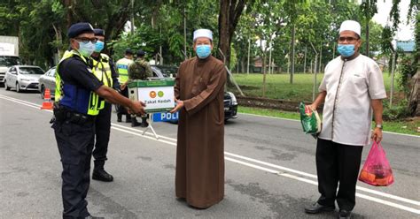 PKP: Hanya tiga pegawai boleh berjemaah di masjid | Berita Harian