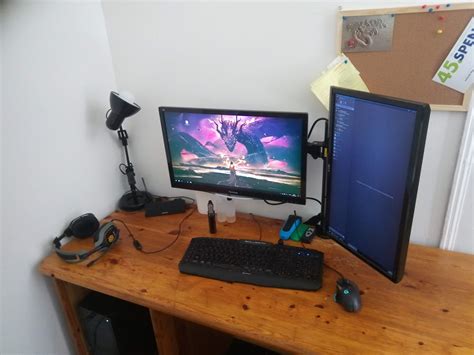 Desk setup.... : r/pcmasterrace