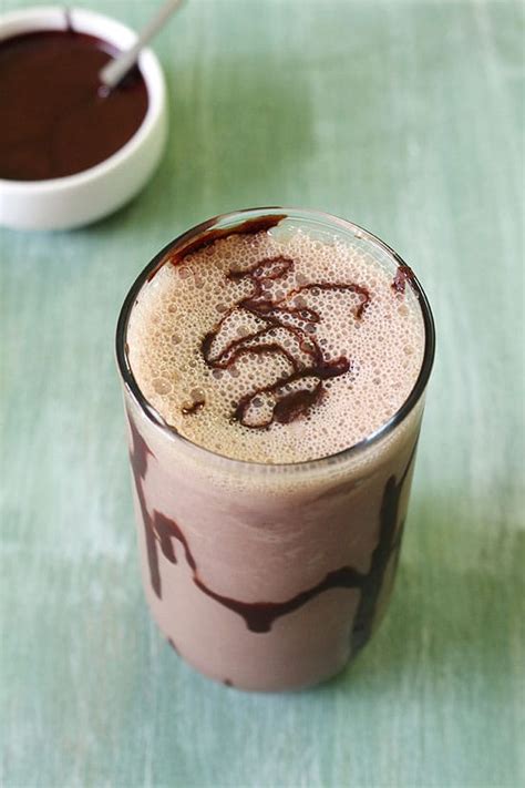 Thick Chocolate Milkshake Recipe