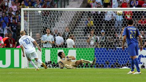 Coupe du Monde 2006 Zinédine Zidane explique pourquoi il a réalisé