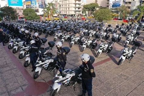 La Polic A Recibi Nuevas Motocicletas Para Patrullaje Lv Ar