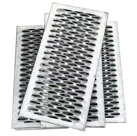 Non Slip Galvanized Steel Perforated Metal Walkway Plank Grating