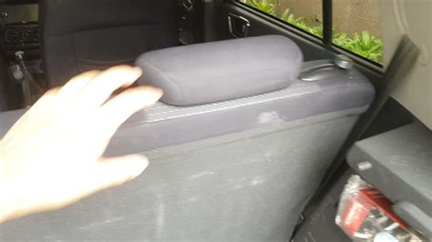 Hyundai Getz How To Fold The Passenger Rear Seats To Get More Space