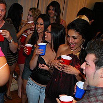 Shawna Hill Babe Page Watch This Pornstar On FreeOnes