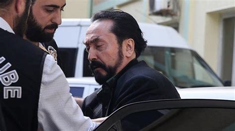 Adnan Oktar Ile Ya Mda Evlendirildim Bir Ok Kez R Zam D Nda