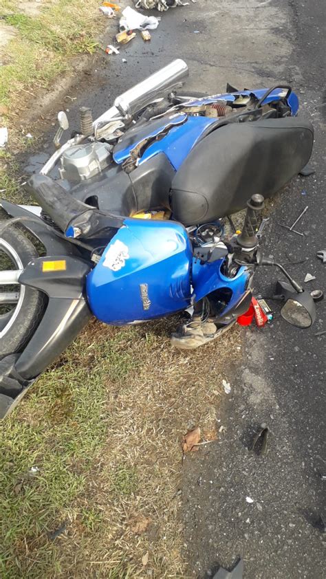 Motociclista resultó herido en siniestro vial con un auto en Berazategui