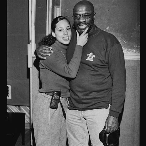 On Twitter Unreleased Pictures Of Alicia Keys And Isaac Hayes In