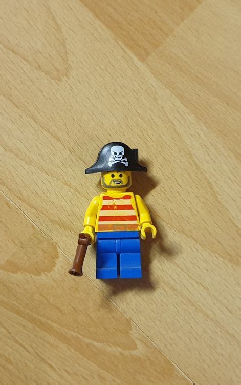 Lego Figur Pirat Kaufen Auf Ricardo