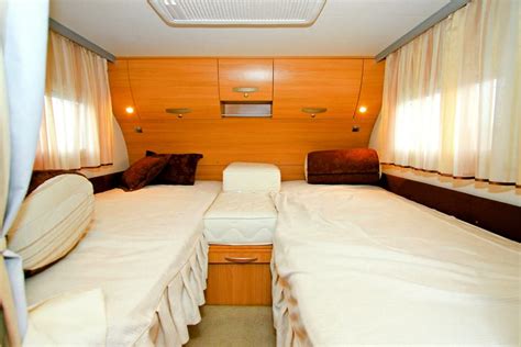 20 Small Travel Trailers with Twin Beds (Maximum Benefits In A Small ...