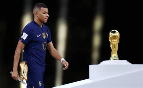 Kylian Mbappé celebra sus 24 años sin la Copa del Mundo