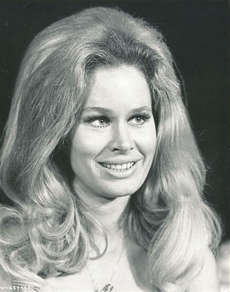 Pin By Roy Allison On Deviantart Karen Black Black Actresses Actresses