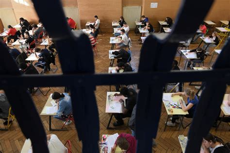 Bac 2019 découvrez les sujets et corrigés des maths pour la série STMG