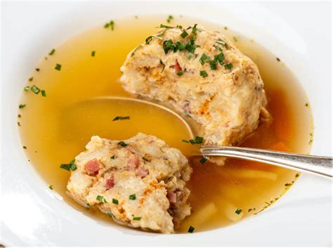 Traditionelle Südtiroler Speckknödel Einfaches Rezept