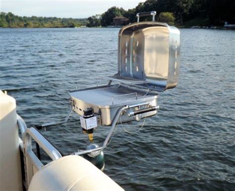 Grilling On The Go Land And Lake Grill For Pontoons Pontoon And Deck Boat Magazine