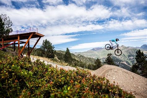 Pal Arinsal Posa A La Venda El Forfet De Temporada Bike Pass I Mant El