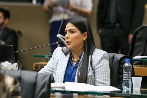 Aleam Deputados Aprovam Projeto De Mayra Dias Que Institui O Dia D