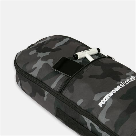 Чехол для скейтборда FOOTWORK DeckBag Black Camo 1 990 ₽, бесплатная ...
