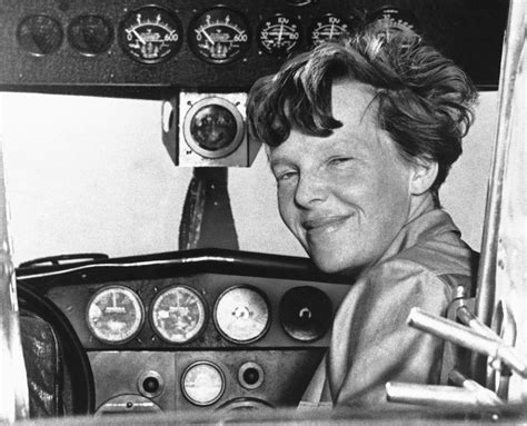 Amelia Earhart La Gran Pionera De La Aviación