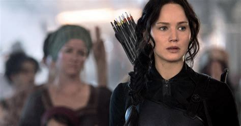 Nube De Mariposa Primer Still Oficial De Katniss Everdeen En Los