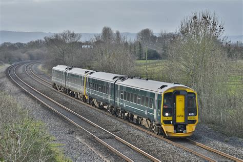 Gwr Class 158 Gwr Class 158 No158762 Heads Towards Charl Flickr