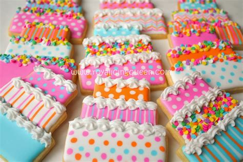 The Royal Icing Queen: Birthday Cake Cookies