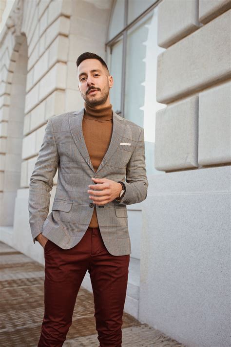 How To Wear A Turtleneck With A Suit — Reyalfashion Turtleneck Outfit Men Turtleneck Outfit