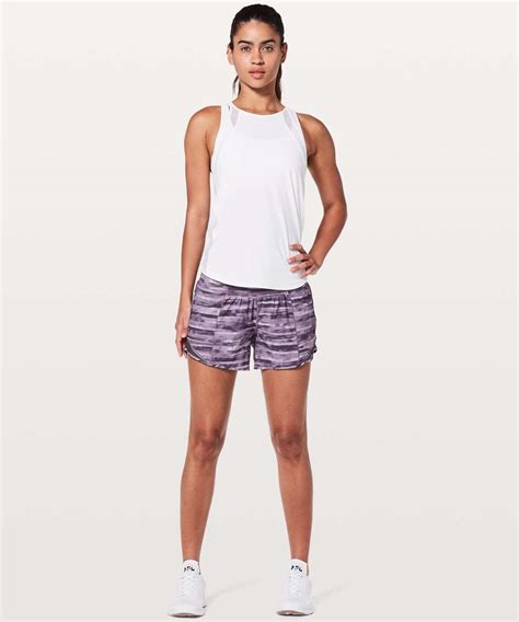 Lululemon Hotty Hot Short II Long 4 Shadowed Smoked Mullberry