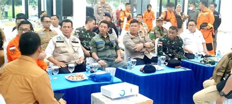 Bnpb Tetapkan Longsor Di Natuna Sebagai Darurat Bencana Terasbatam