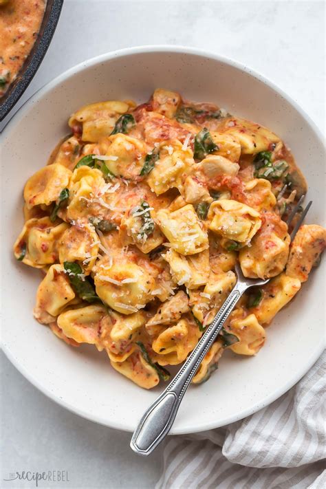 Italian Chicken Tortellini Skillet Recipe Video