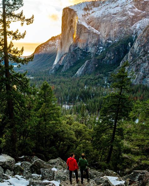 How to See Yosemite National Park's Firefall