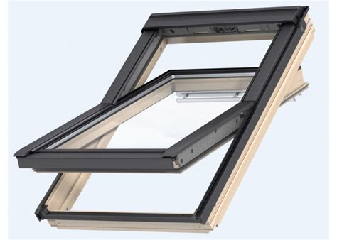 Stoglangis Velux Standard GLL 1061 su rankena viršuje