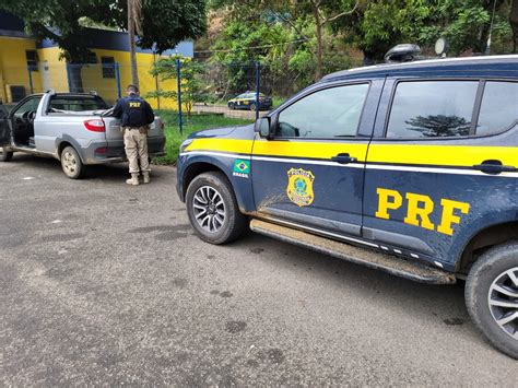 PRF recupera veículo furtado na Serra ES Polícia Rodoviária Federal