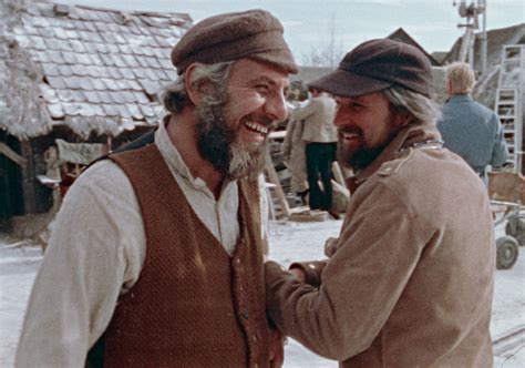 Chaim Topol, of ‘Fiddler on the Roof’ fame, dies at age 87 - JNS.org