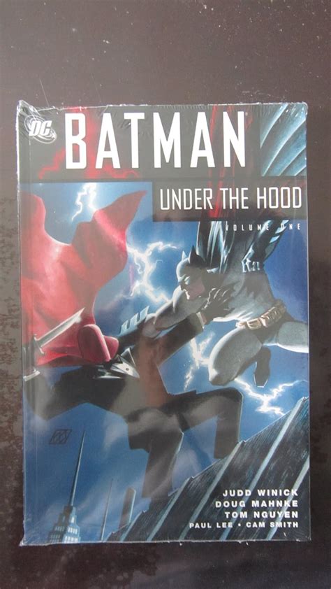 Amazon Batman Under The Hood 9781401207564 Winick Judd Mahnke