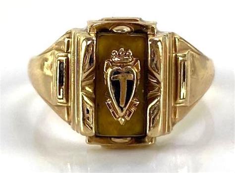 At Auction Josten 10k Gold Class Ring