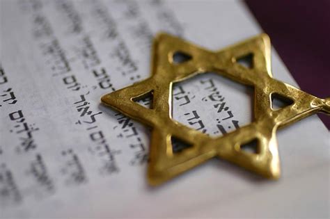 Os Vest Gios Da Presen A Judaica Em Portugal